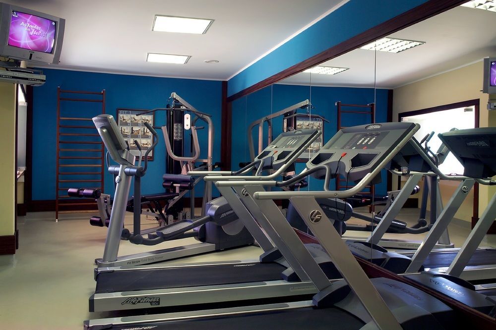 Pestana Vila Sol - Vilamoura Premium Golf Resort Kültér fotó The gym at the hotel