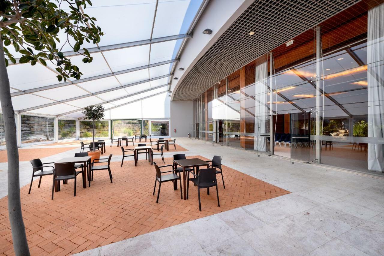 Pestana Vila Sol - Vilamoura Premium Golf Resort Kültér fotó Interior of the library