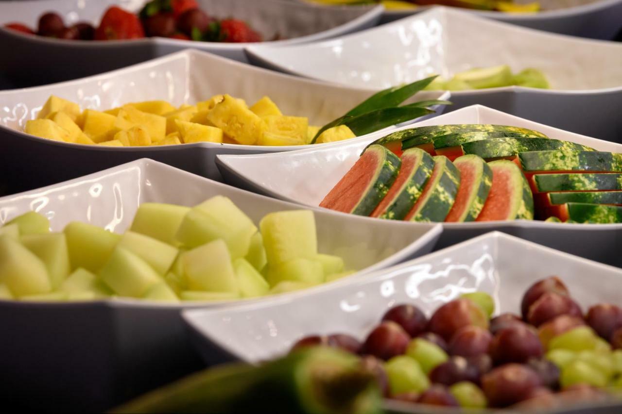 Pestana Vila Sol - Vilamoura Premium Golf Resort Kültér fotó Fruit salad