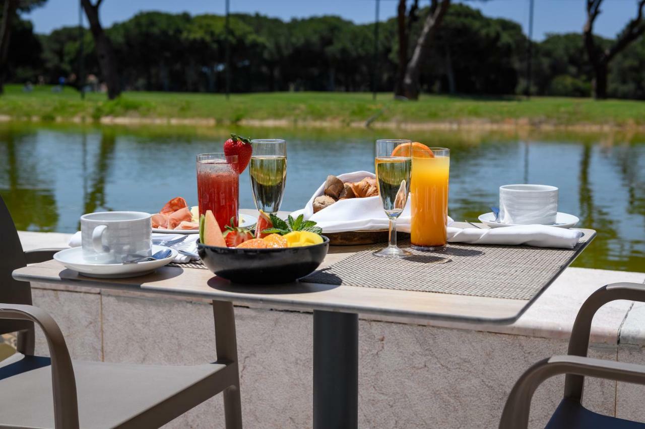 Pestana Vila Sol - Vilamoura Premium Golf Resort Kültér fotó Breakfast at the Hotel