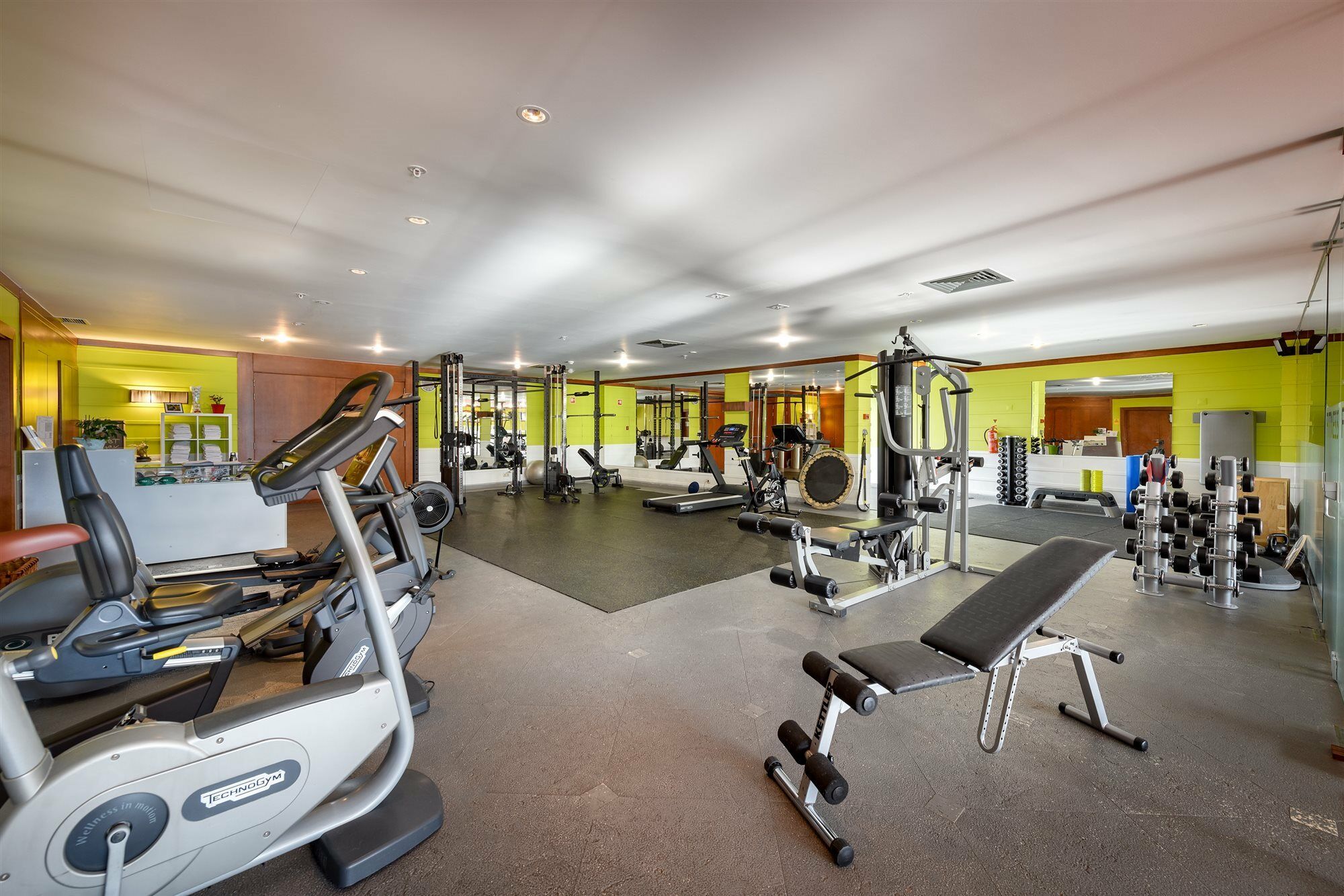 Pestana Vila Sol - Vilamoura Premium Golf Resort Kültér fotó The gym at the hotel
