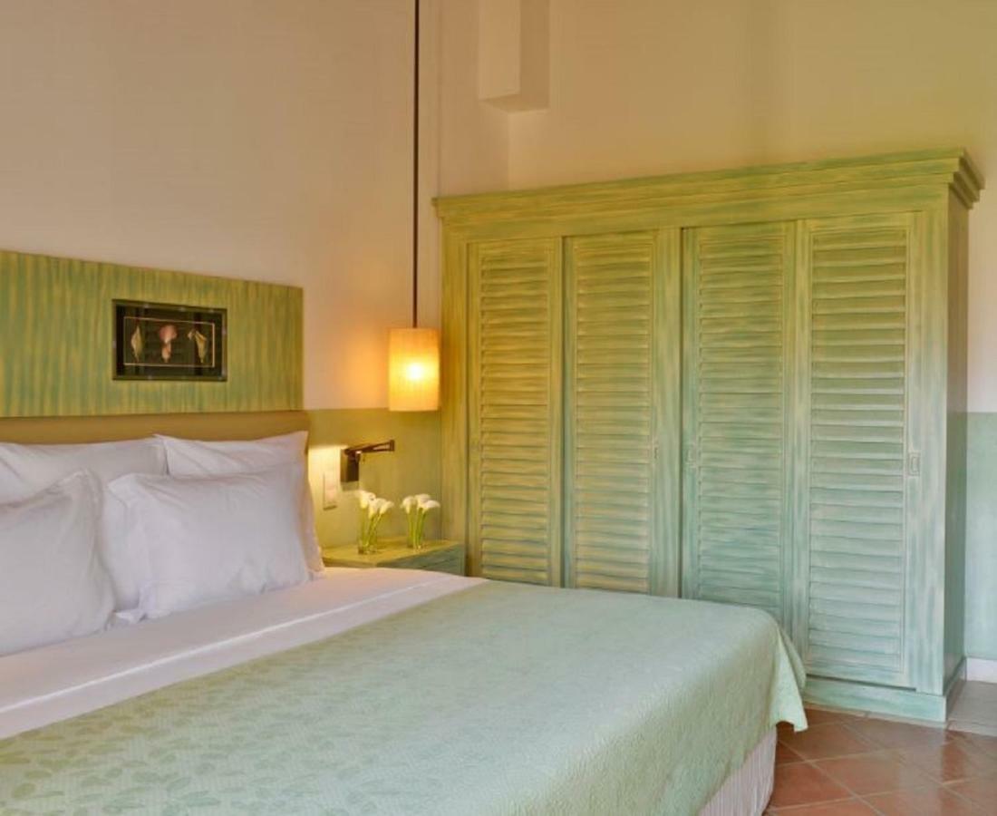 Pestana Vila Sol - Vilamoura Premium Golf Resort Kültér fotó A bedroom at the hotel