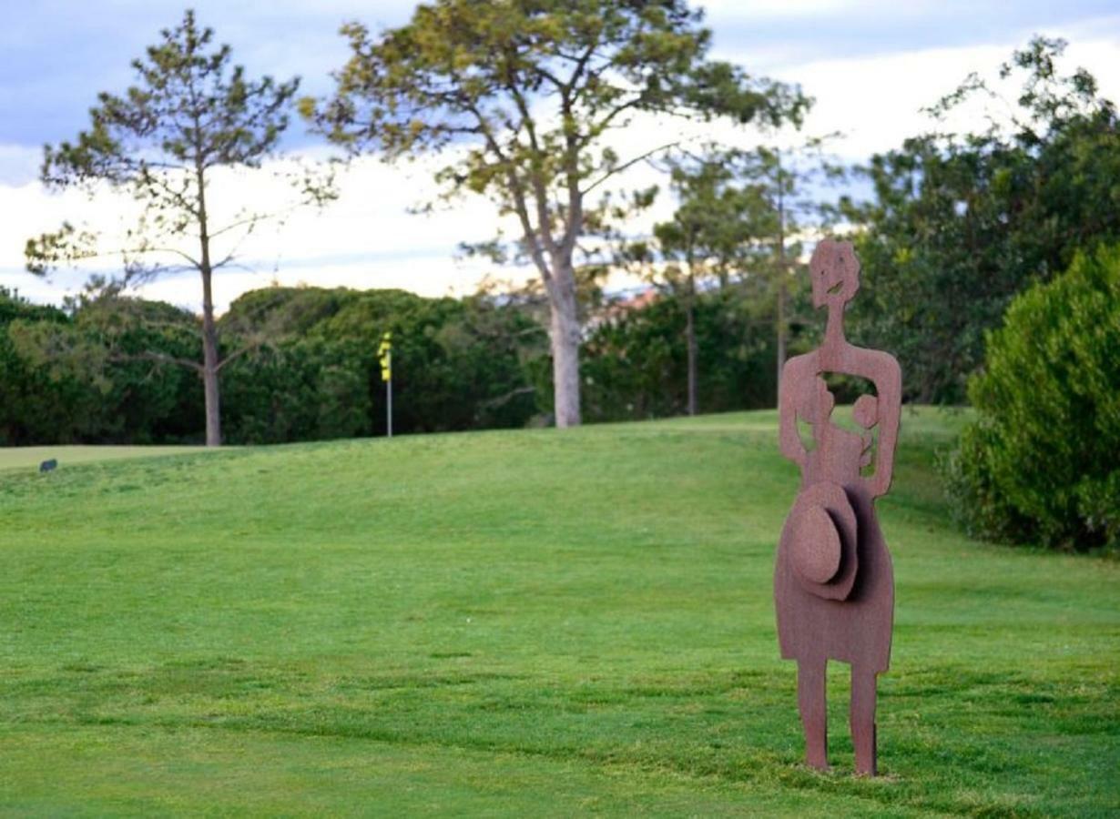 Pestana Vila Sol - Vilamoura Premium Golf Resort Kültér fotó Sculpture in the grounds of the University of Queensland, St Lucia campus