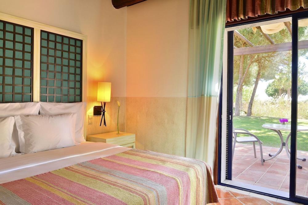 Pestana Vila Sol - Vilamoura Premium Golf Resort Kültér fotó A room at the hotel